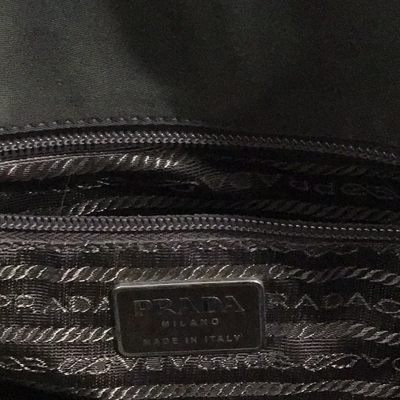 Prada Green Nylon Tote Handbag Bag - Picture 5 of 10